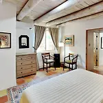 Casa De Nisey
